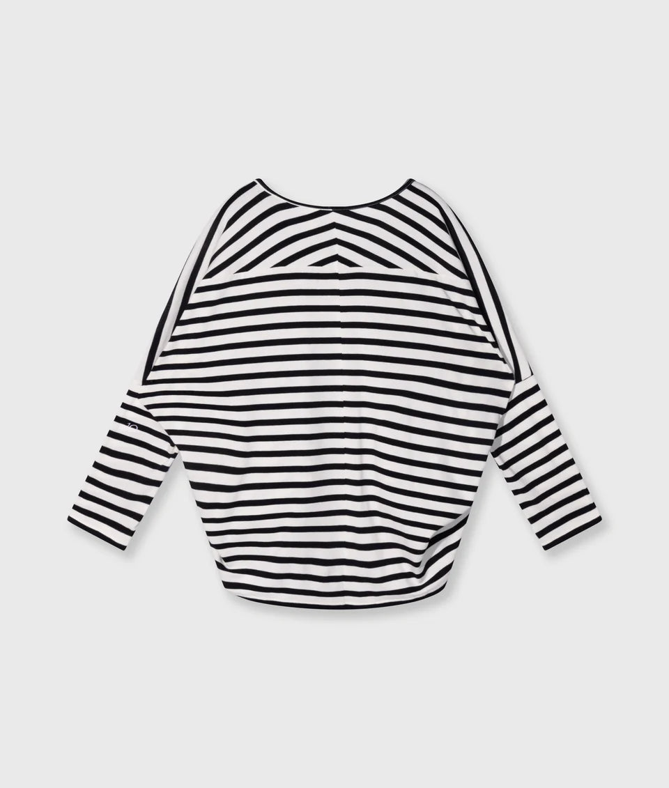 Loose Long Sleeve Tee