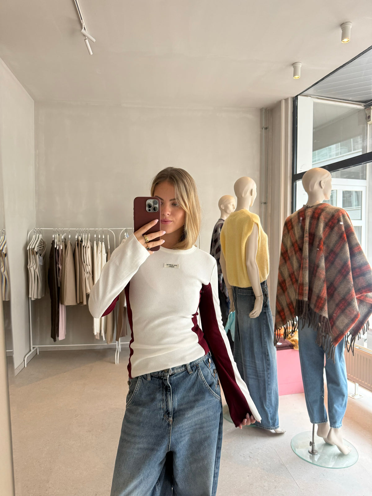 Livy Roundneck Top